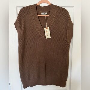 In Loom Brown V-Neck Sweater Vest.  New with tags.  Size M/L